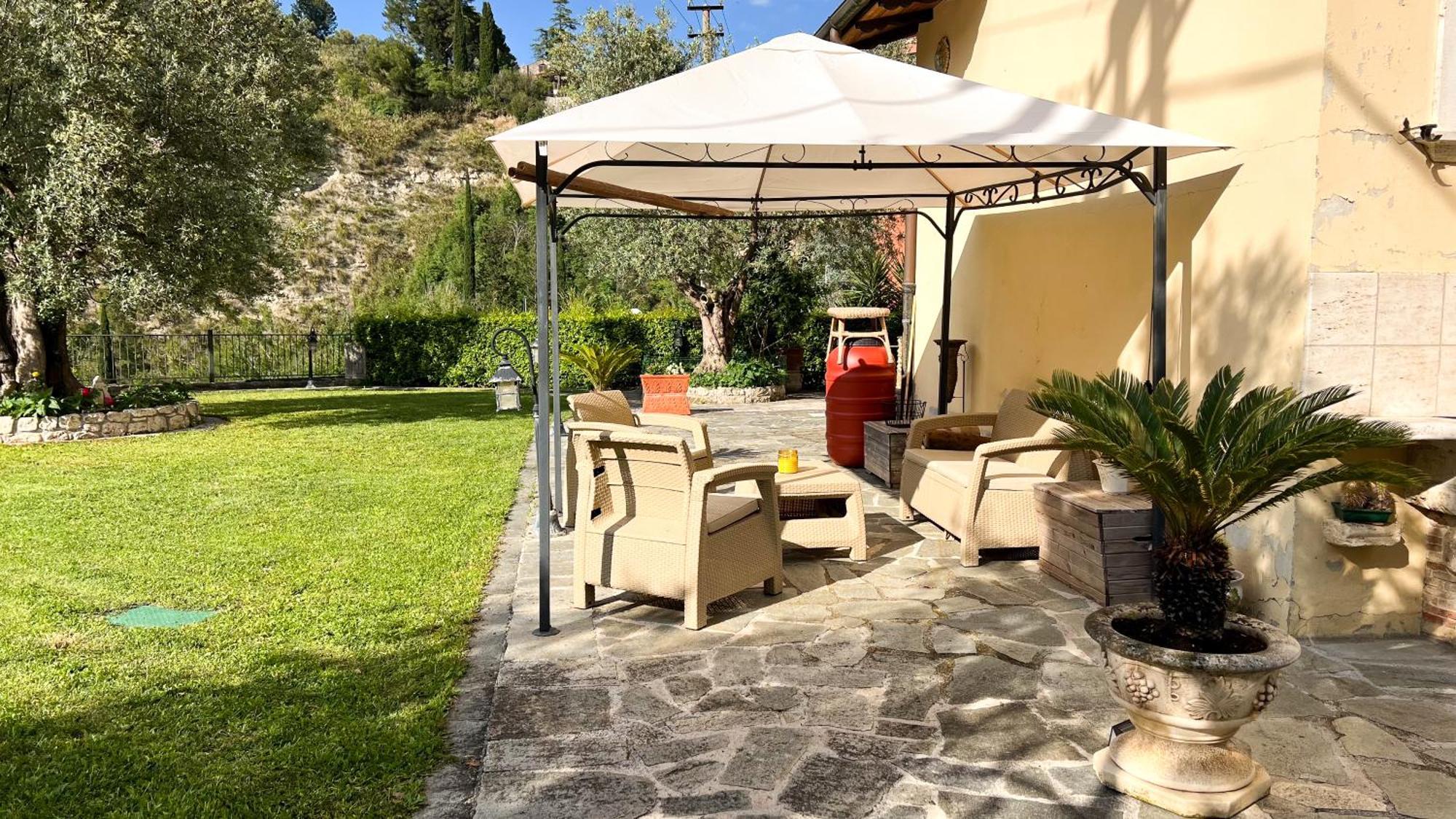 Giardino Sul Fiume Lägenhet Ascoli Piceno Exteriör bild